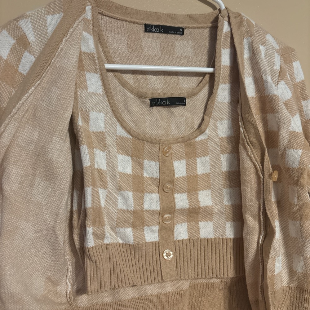 Nilda K Women's Checkered Cardigan Sweater - Tan and White